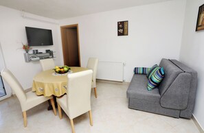 Apartment (A1) | Living room