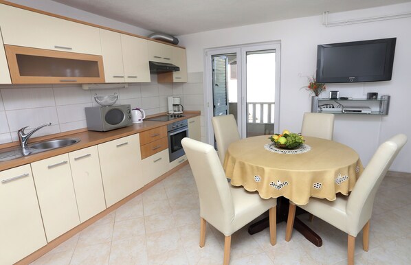 Apartment (A1) | Living room