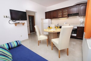 Apartment (A2) | Living room