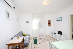 House | Living room