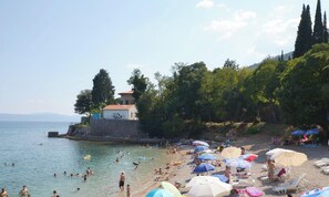 Beach - Apartment Stari Grad (Lovran)