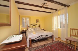 Appartement (A1) | 1 chambre, fer et planche à repasser, accès au Wi-Fi (inclus)