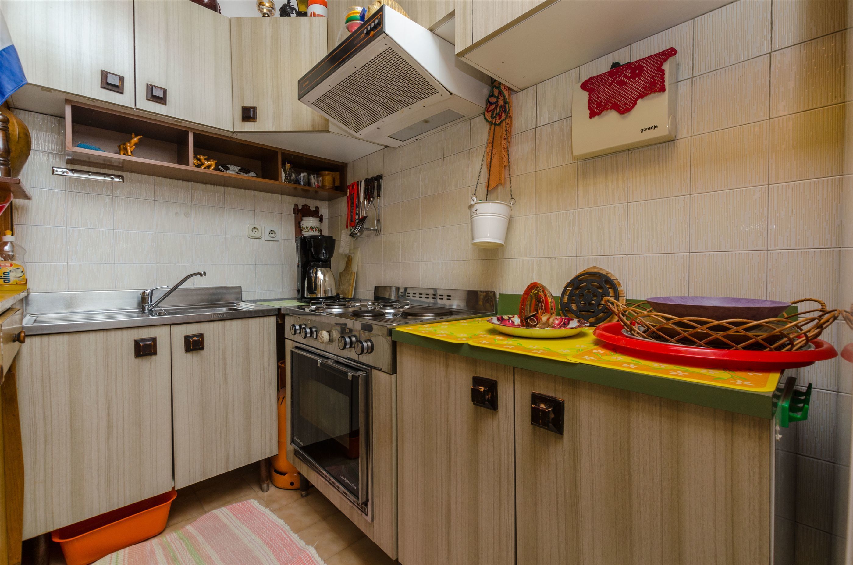 Private kitchen | Fridge, oven, stovetop, espresso maker