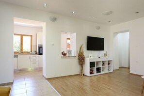 Ferienhaus | Wohnzimmer | Fernseher