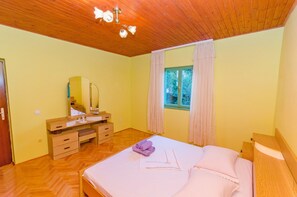 Free WiFi - Apartments Mladenka (Okrug)