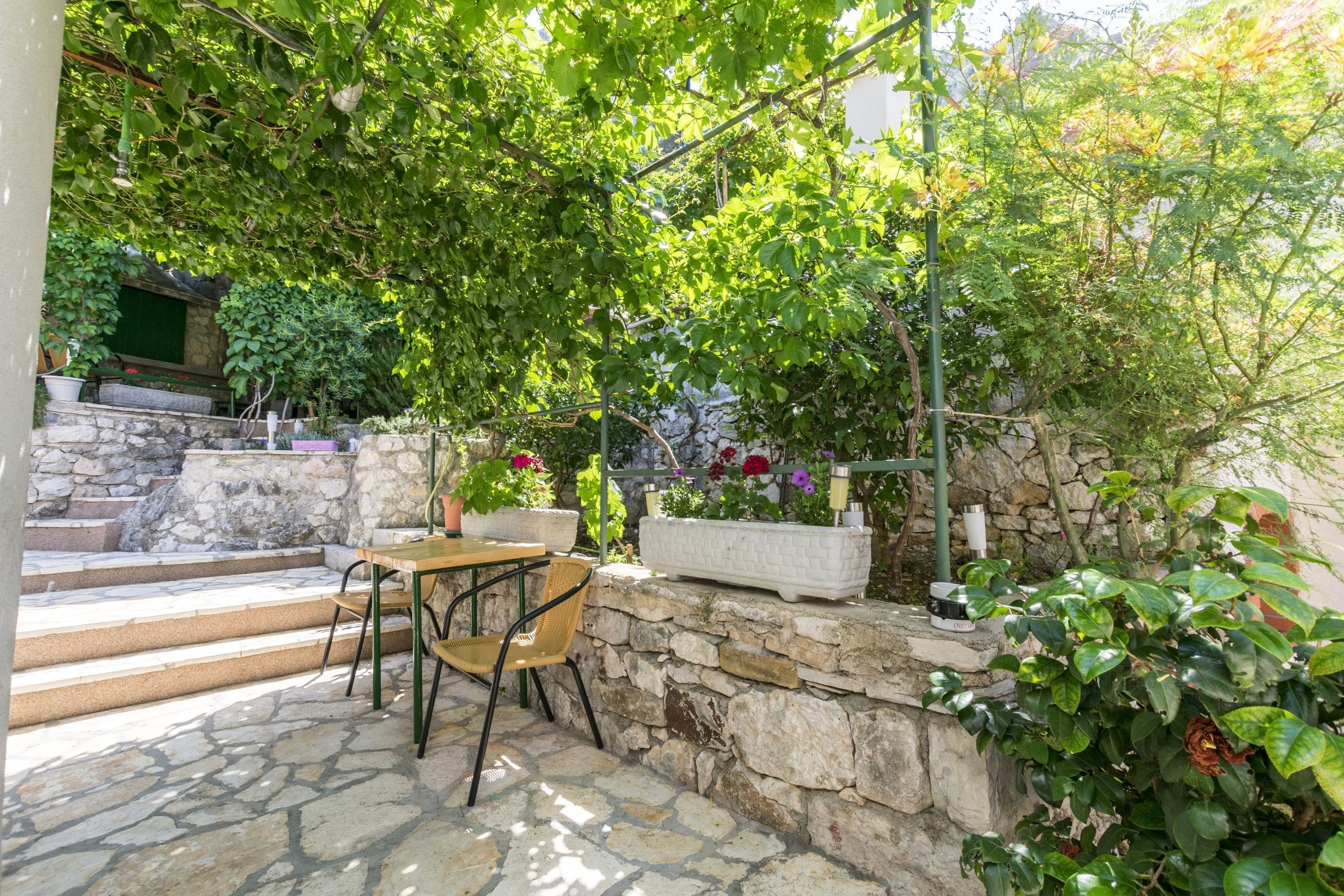 Apartment (A5) | Innenhof