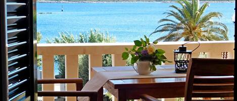 ウォーター ビュー