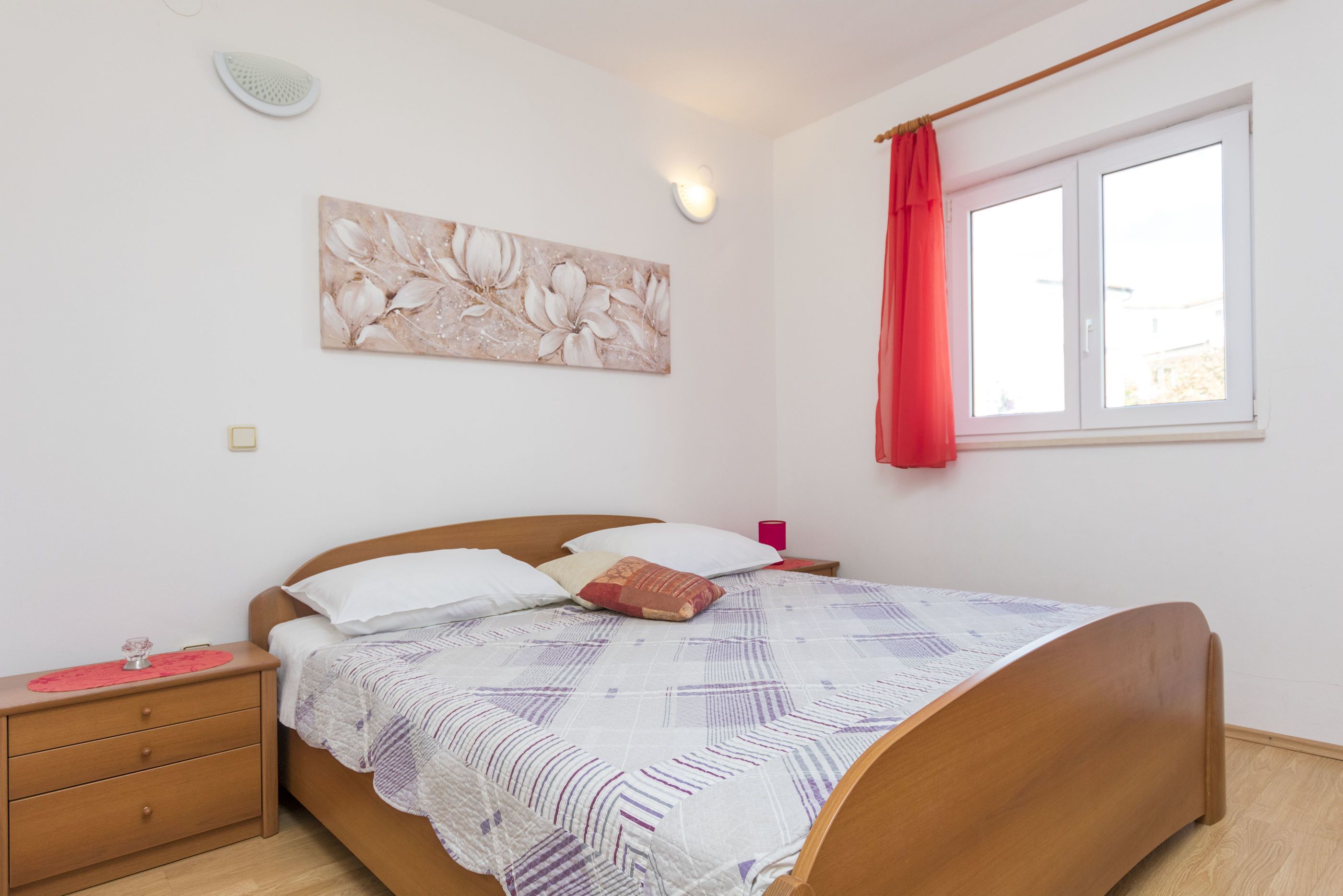 Iron/ironing board, free WiFi