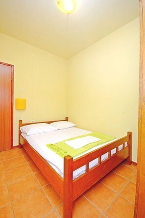 Tabla de planchar con plancha y wifi gratis 