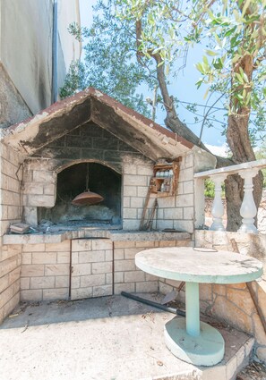 Aire de pique-nique/barbecue