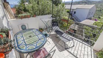 Apartment (A2) | Garden