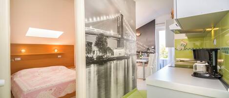 Apartment (A2) | Free WiFi, bed sheets