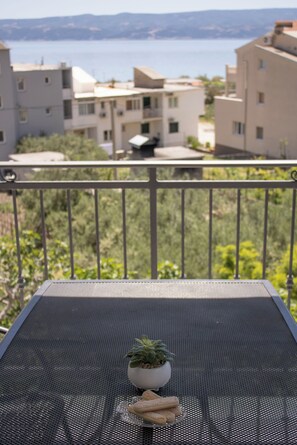 Apartment (A8) | Water view - Apartments and Rooms Nikola (Dugi Rat)