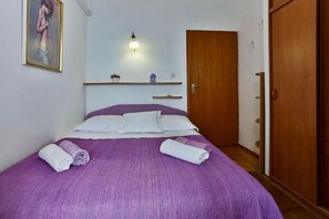 Apartment (A1) | Bügeleisen/Bügelbrett, kostenloses WLAN, Bettwäsche