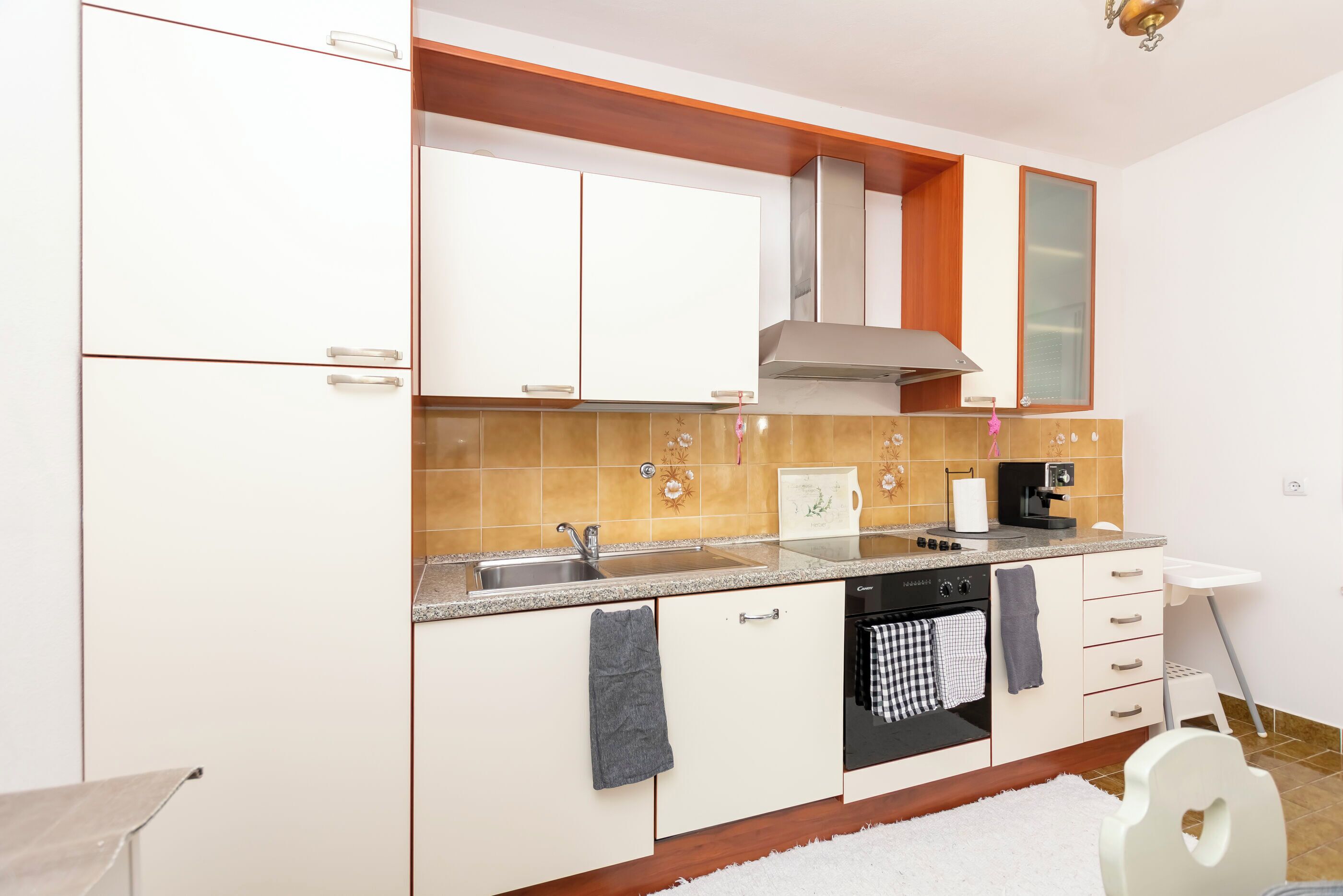 Appartement (A1) | Cuisine privée | Réfrigérateur, un four, surface de cuisson, lave-vaisselle