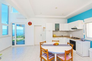Apartment (A5) | Private kitchen