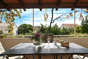 Apartment (A2) | Courtyard
