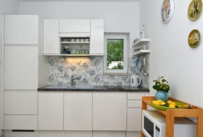 Apartment (A2) | Private kitchen