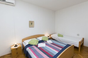 Wifi gratis y ropa de cama 