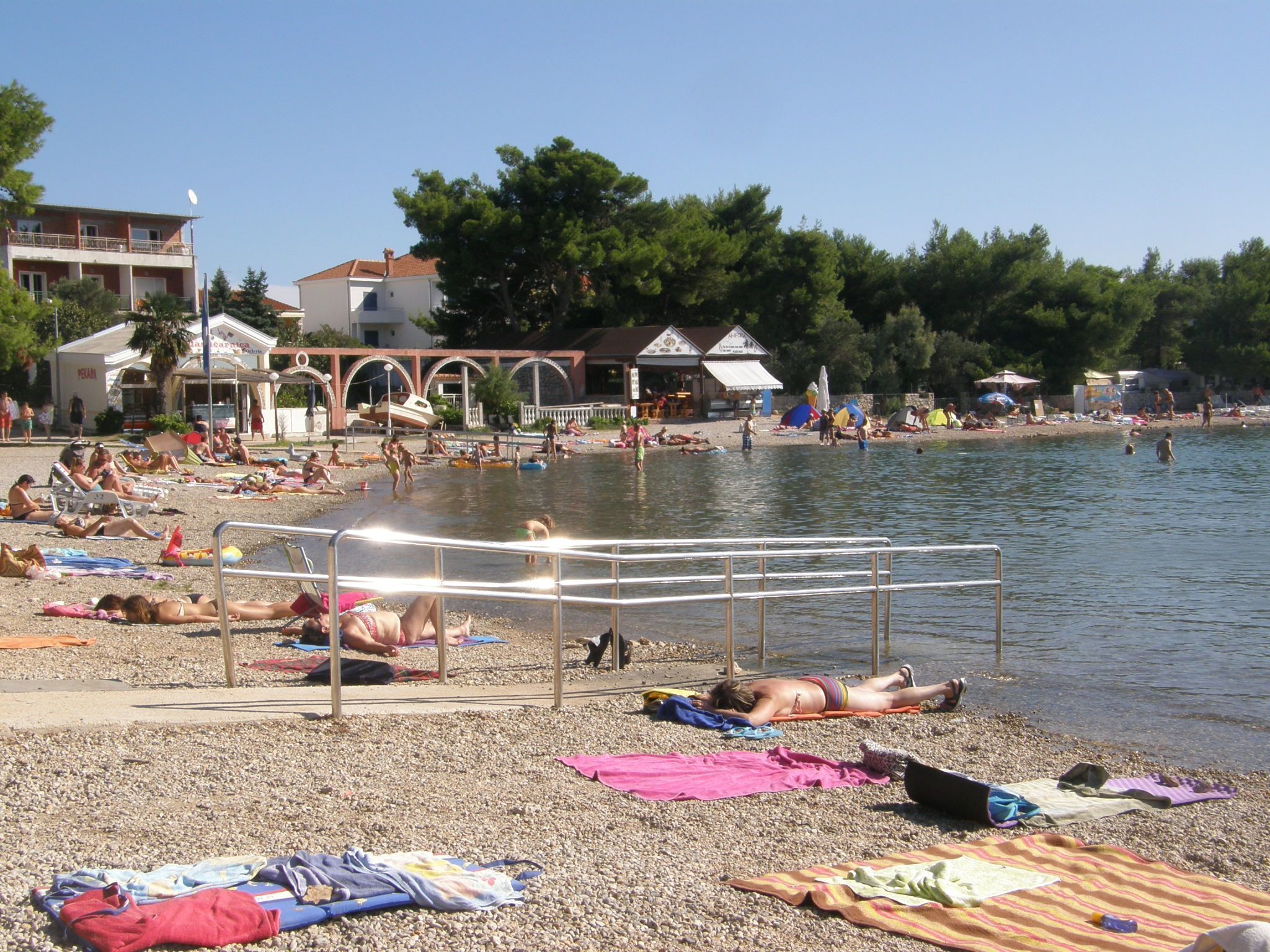Una playa cerca