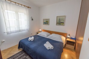 Apartment (A2) | Free WiFi, bed sheets - Apartments Ziva (Primosten)