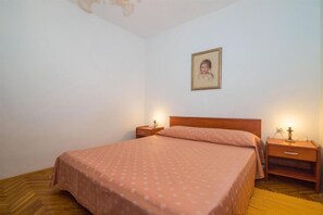 Apartment (A1)
