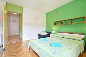 Apartment (A1)