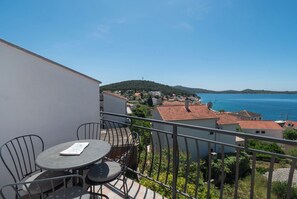 Apartment (A1) | Balcony