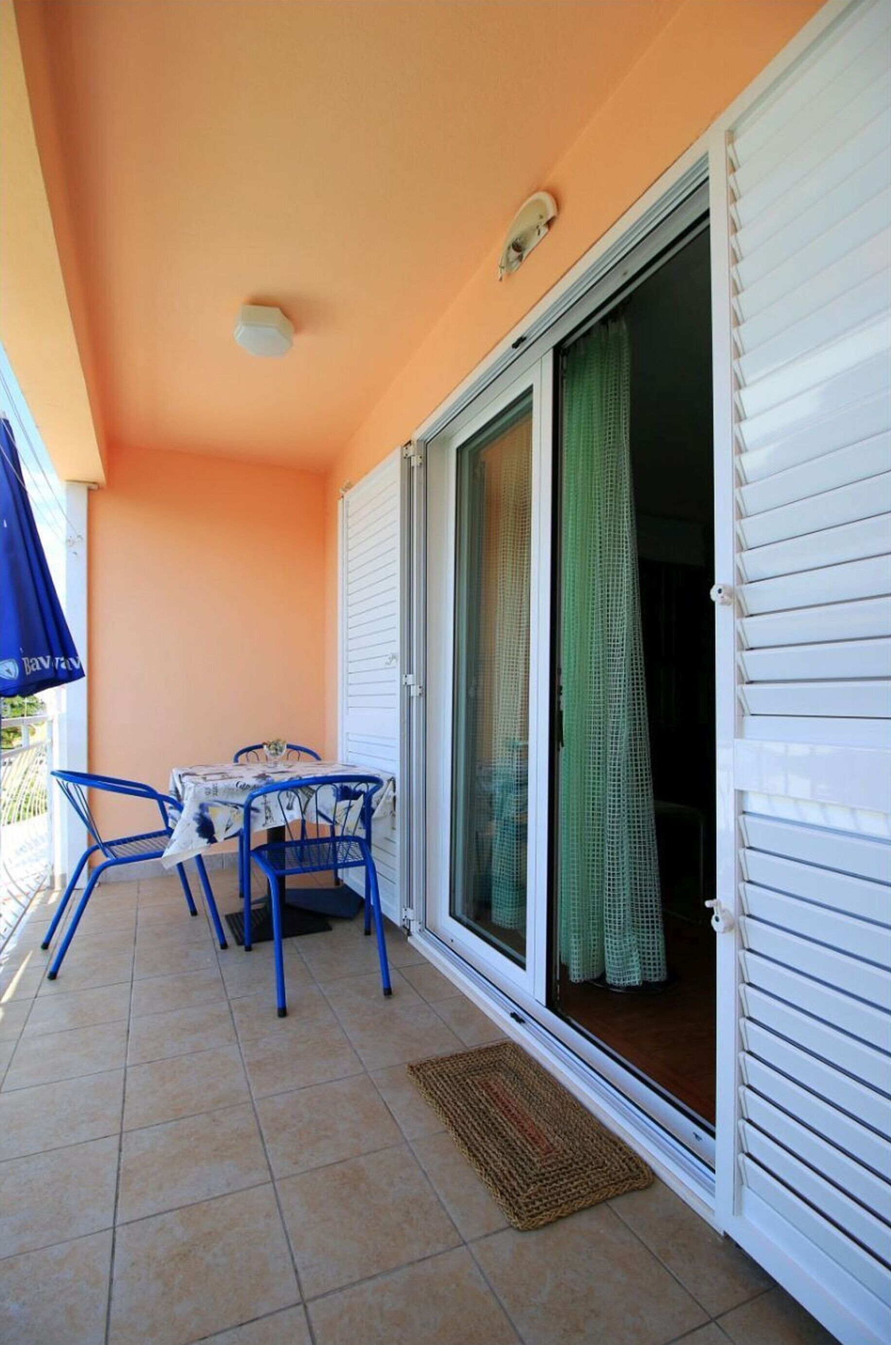 Apartment (A2) | Balkon