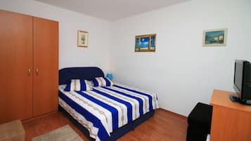 2 habitaciones, tabla de planchar con plancha y wifi gratis
