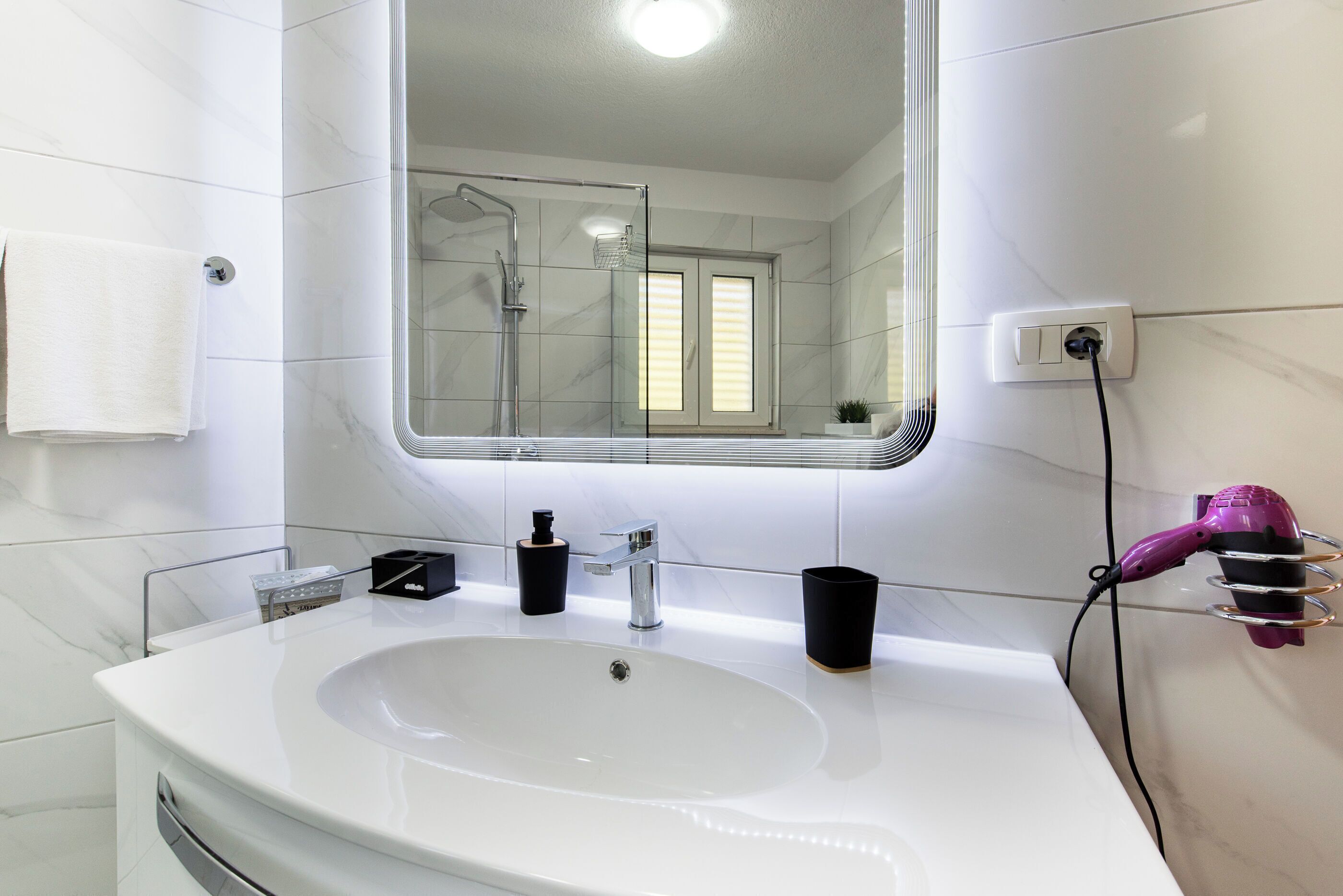 Apartment (A1) | Bathroom | Shower, hair dryer