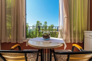 Căn hộ (A6) | Khu ăn uống