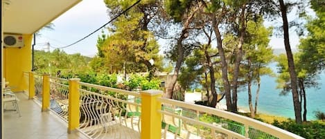 Apartment (A1) | Water view