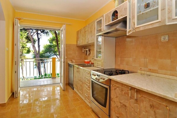 Apartment (A1) | Private kitchen