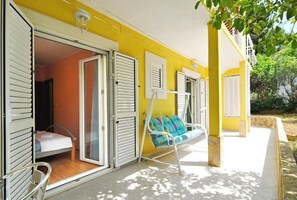 Apartment (A1) | Terrace/patio