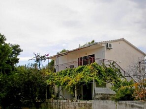 Apartment (A1) | Innenhof