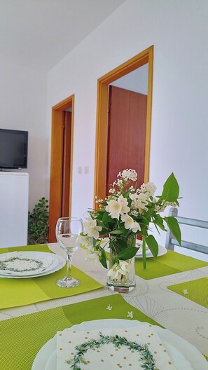 Apartment (A1) | Speisen