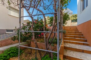 Property grounds - Apartments Vlado (Okrug)