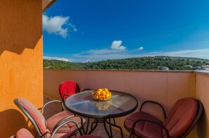 Apartment (A3) | Balcony