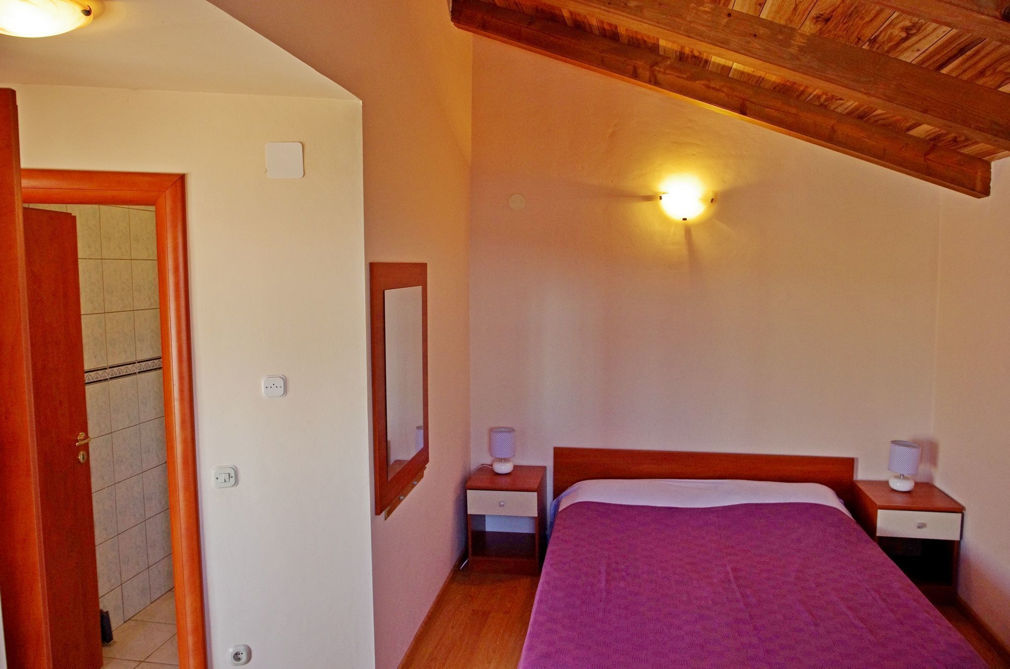 مكواة/لوح كي وواي فاي مجانًا