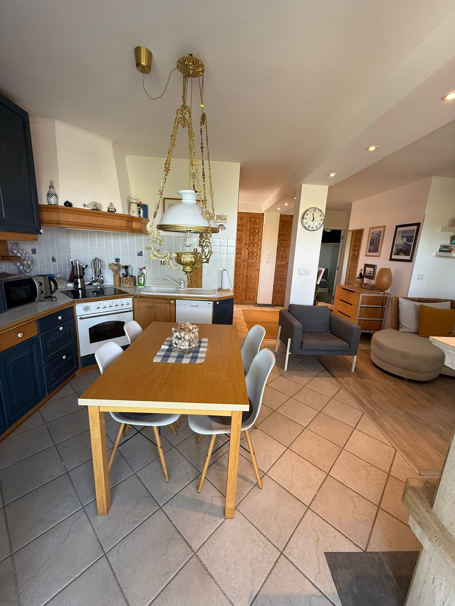 Apartment (A2) | Private kitchen | Mini-fridge, stovetop, electric kettle, cookware/dishes/utensils