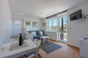 Apartment (A1) | Living room | Smart TV - Apartment Vito (Njivice)