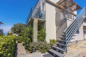 Building design - Apartment Vito (Njivice)