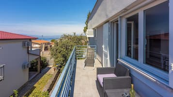 Apartment (A1) | Water view