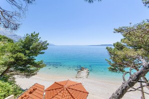 إطلالة على المياه