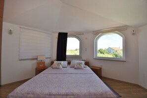 อพาร์ทเมนท์ (A2) | เตารีด/โต๊ะรีดผ้า, Wi-Fi ฟรี