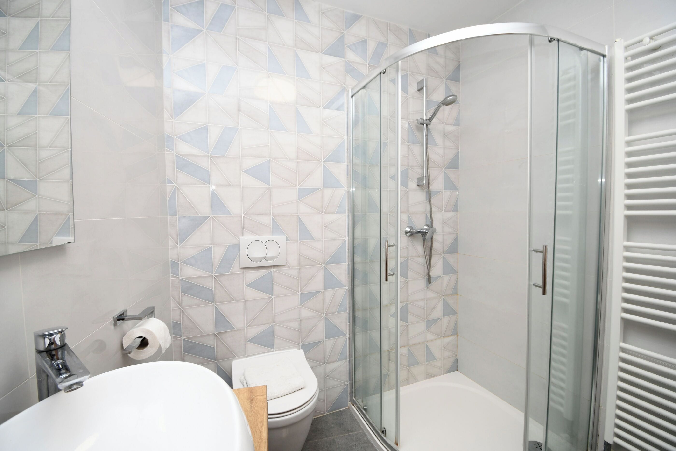 Apartment (A2) | Bathroom