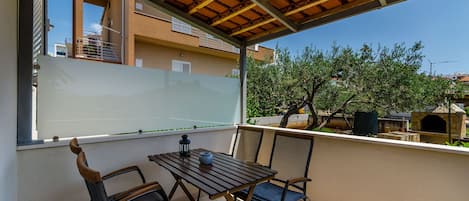 Apartment (A1) | Balcony