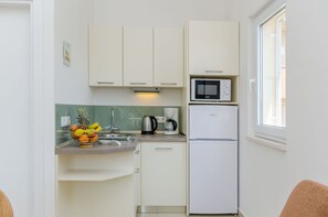 Apartment (A3) | Private kitchen