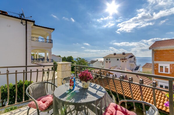 Balcony - Apartments Mate (Okrug)